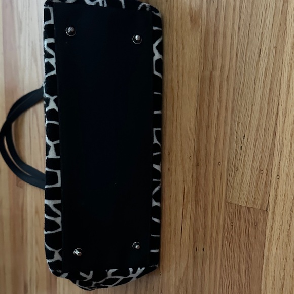 Kate Spade Giraffe Print Tote in Black and White - Picture 4 of 6